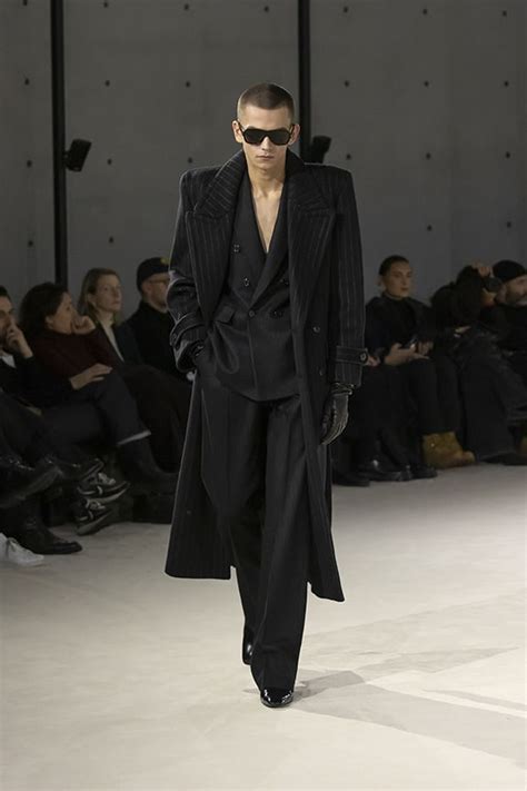 ysl klær